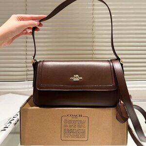 COACH shoulder bag/underarm bag, size 25*13.5*6 cm